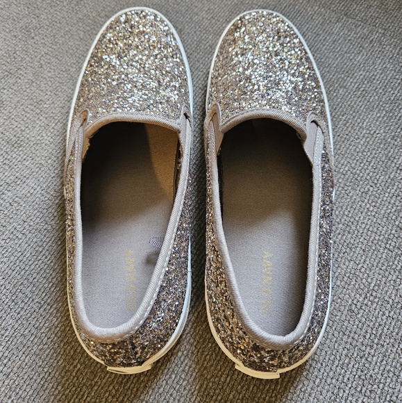 Old Navy gold sparkly slip on sneakers - Picture 3 of 11